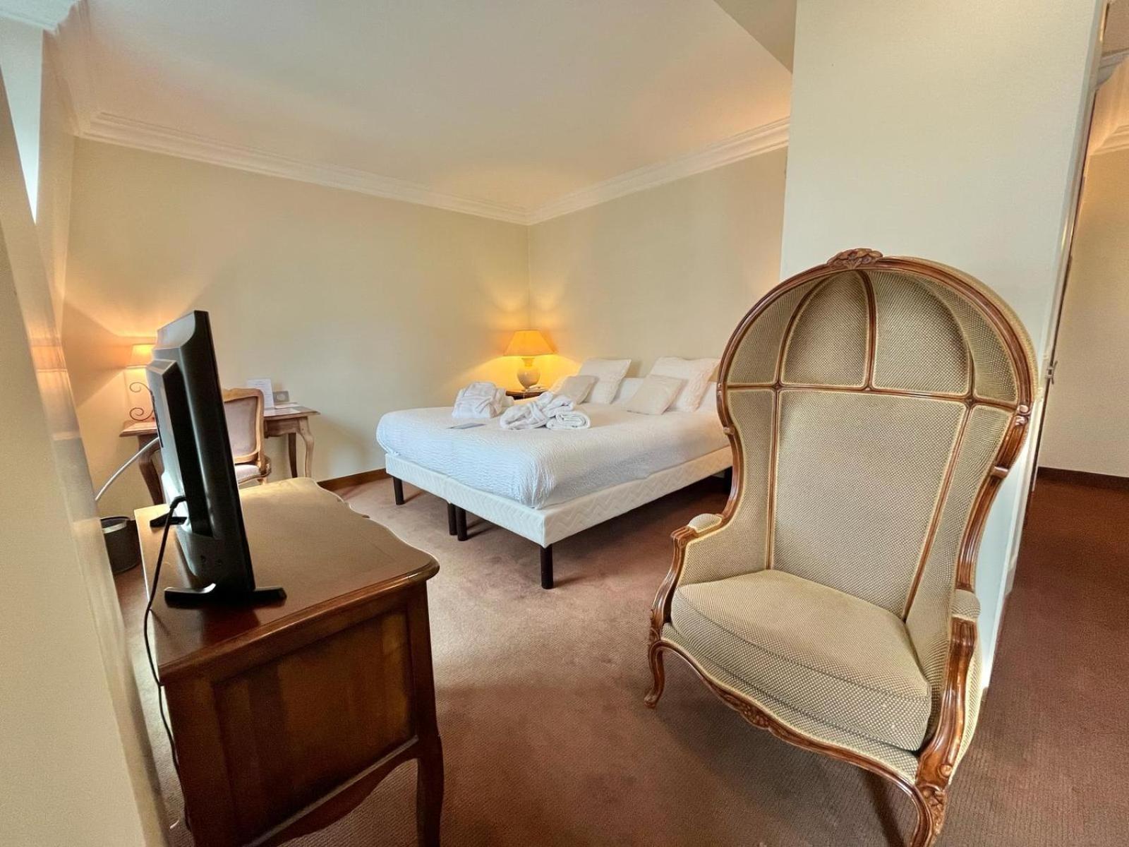 Logis Hotel Le Rivage Gien Exterior photo